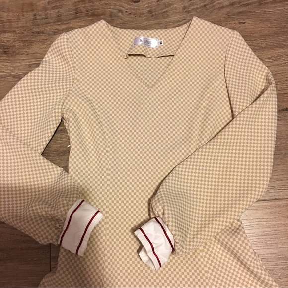 Recoverable collar dress - Picture 3 of 6